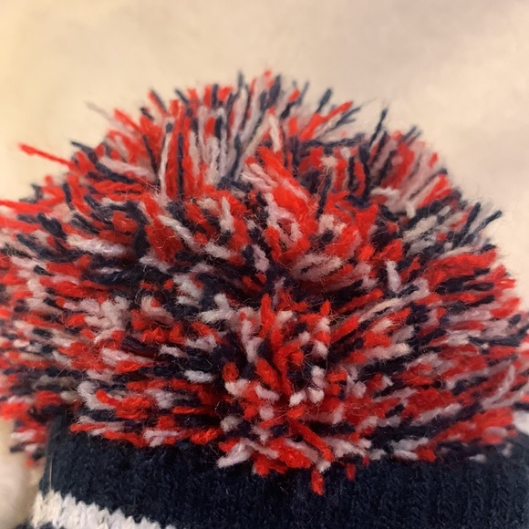 Hat and gloves “nfl patriots “ - Picture 4 of 6